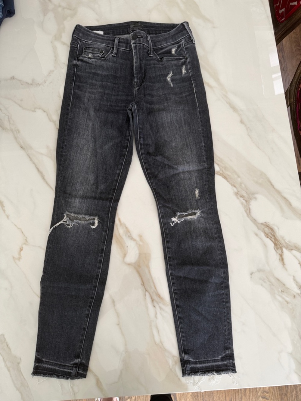 MOTHER Women’s Distressed Black Slim Jeans